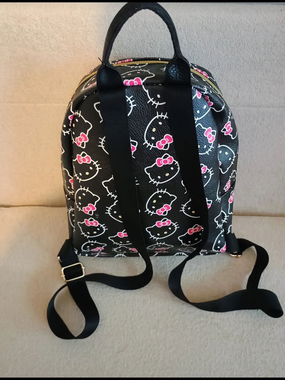 Hello Kitty Mini Backpack Faux Leather Zip Front Pocket 2023 AL049